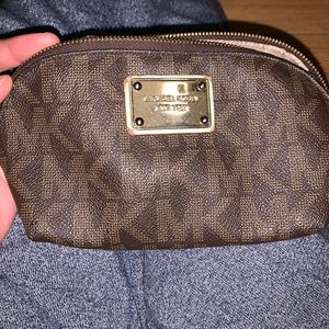 Michael Kors make up bag
